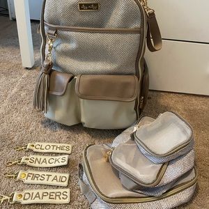 Itzy Ritzy Vanilla Latte Bundle